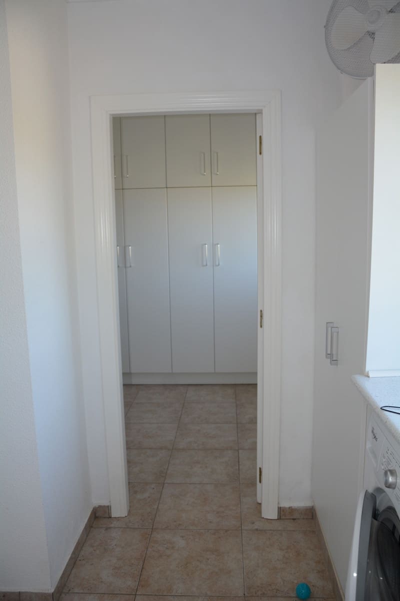 Chalet de 3 habitaciones en Hondón de las Nieves en venta con piscina garaje - 420.000 € (Ref: 9037473)