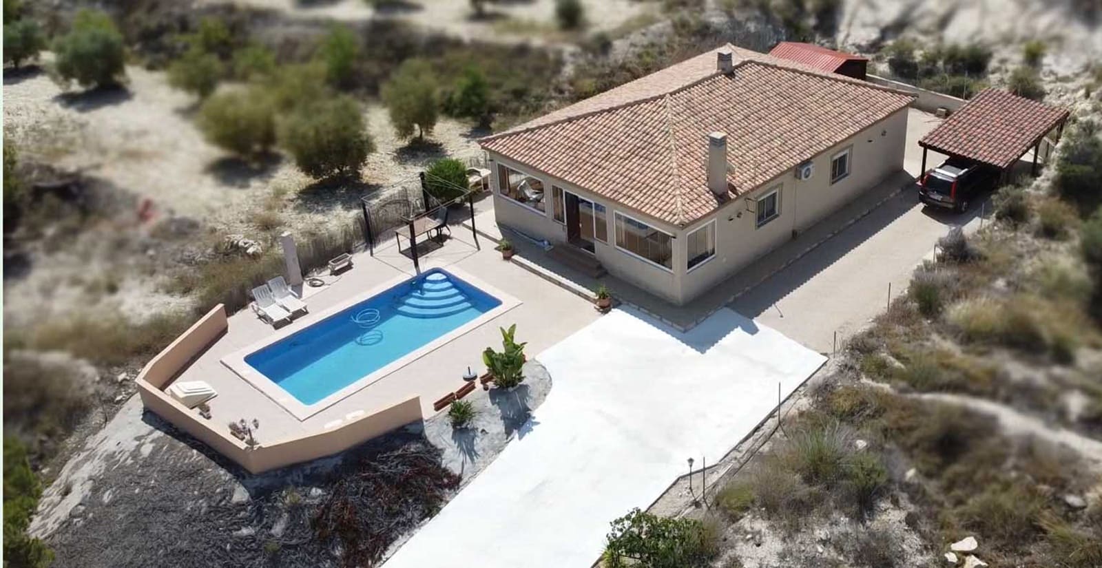 3 sypialnia Willa na sprzedaż w Macisvenda z basenem garażem - 295 000 € (Ref: 9041421)