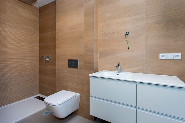 Apartamento de 3 habitaciones en Hondón de las Nieves en venta - 220.000 € (Ref: 9074282)