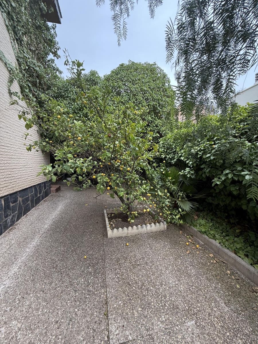 4 soveværelse Villa til salg i Elda med garage - € 385.000 (Ref: 9076707)