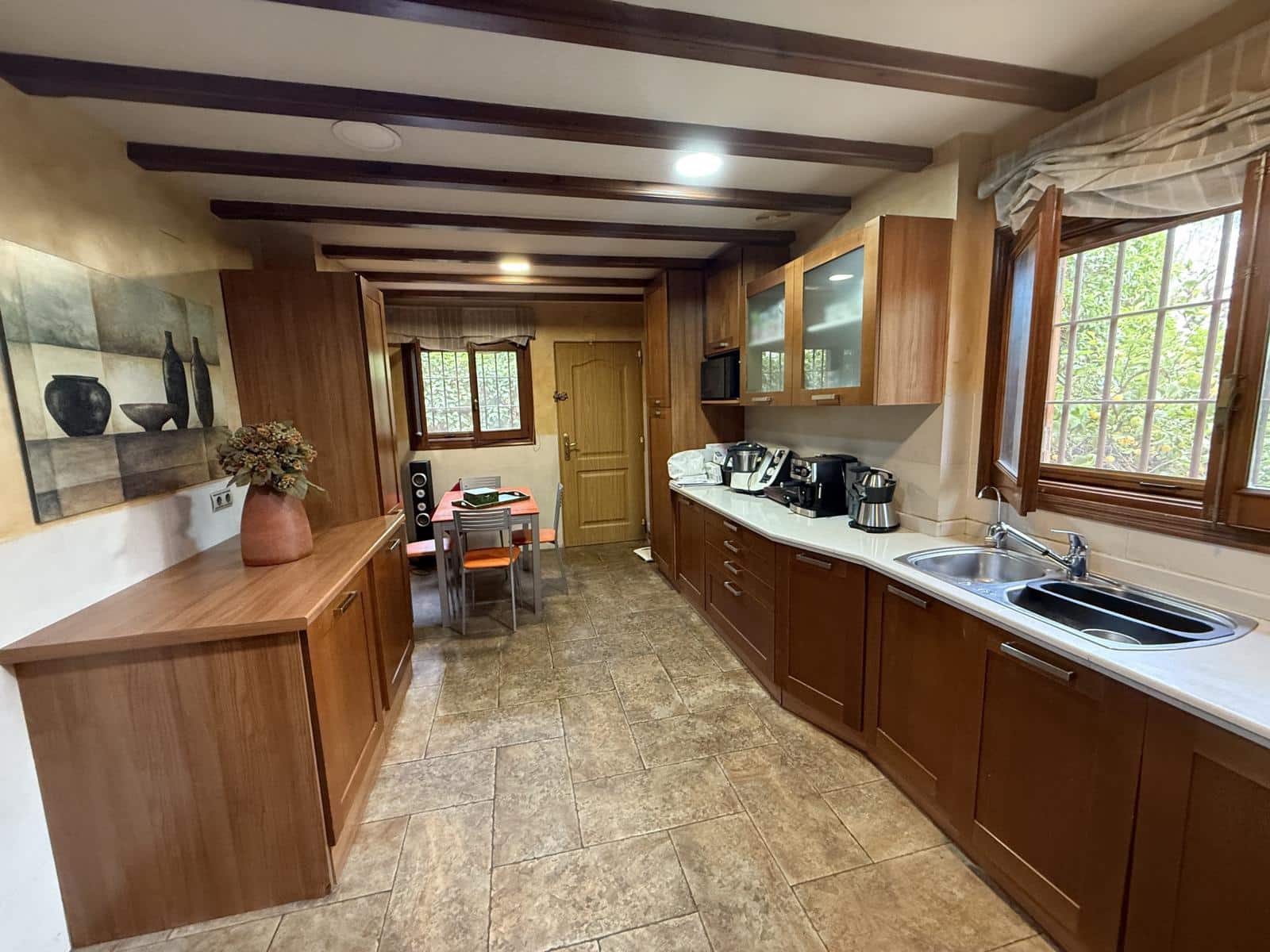 4 soveværelse Villa til salg i Elda med garage - € 385.000 (Ref: 9076707)