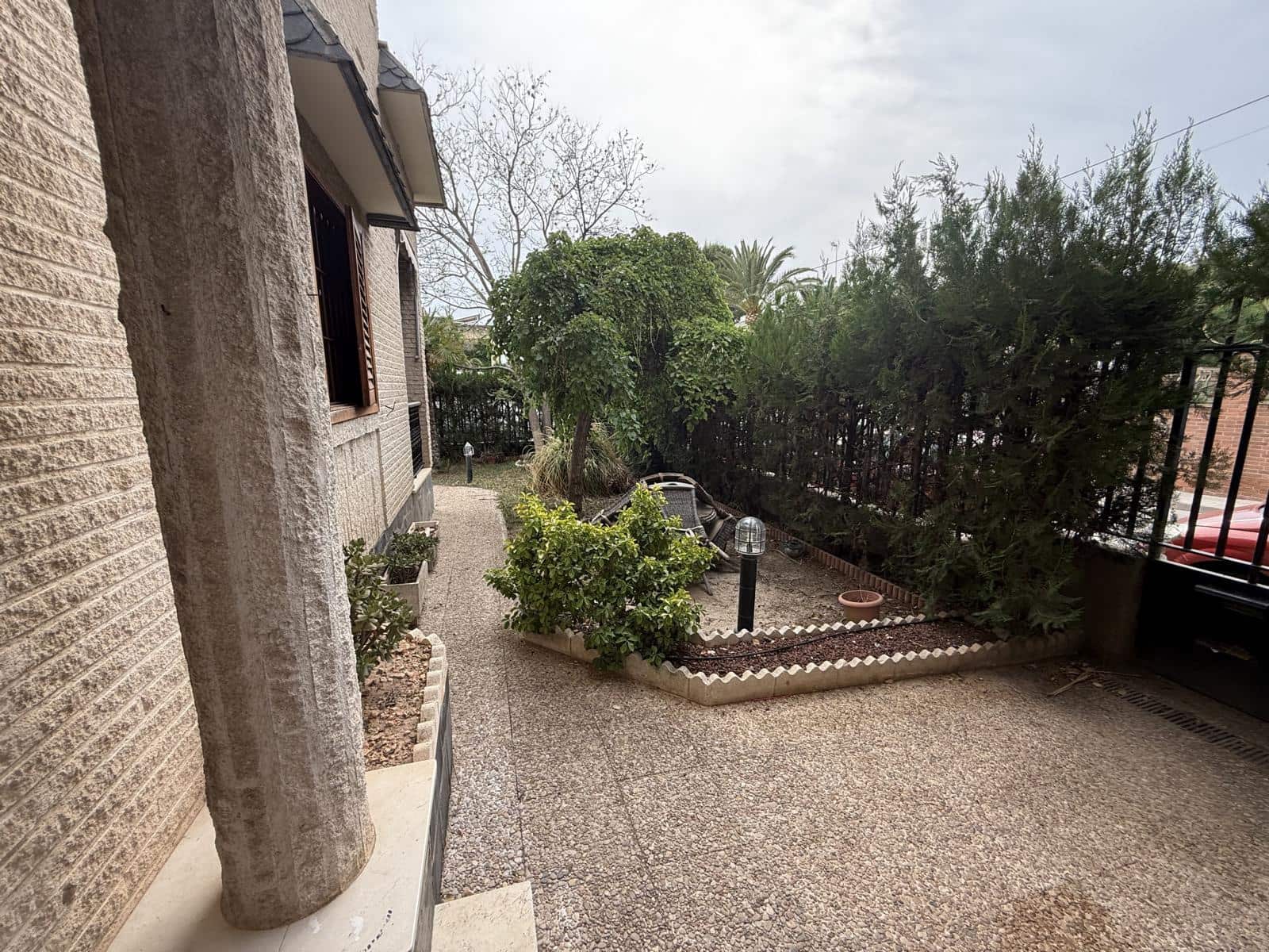 4 soveværelse Villa til salg i Elda med garage - € 385.000 (Ref: 9076707)