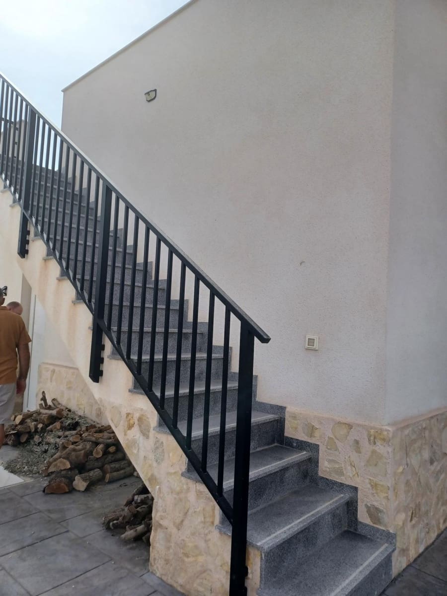 6 slaapkamer Villa te koop in Pinoso met zwembad garage - € 649.995 (Ref: 9080742)