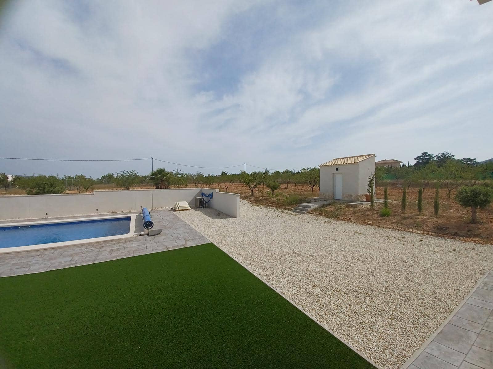 6 slaapkamer Villa te koop in Pinoso met zwembad garage - € 649.995 (Ref: 9080742)