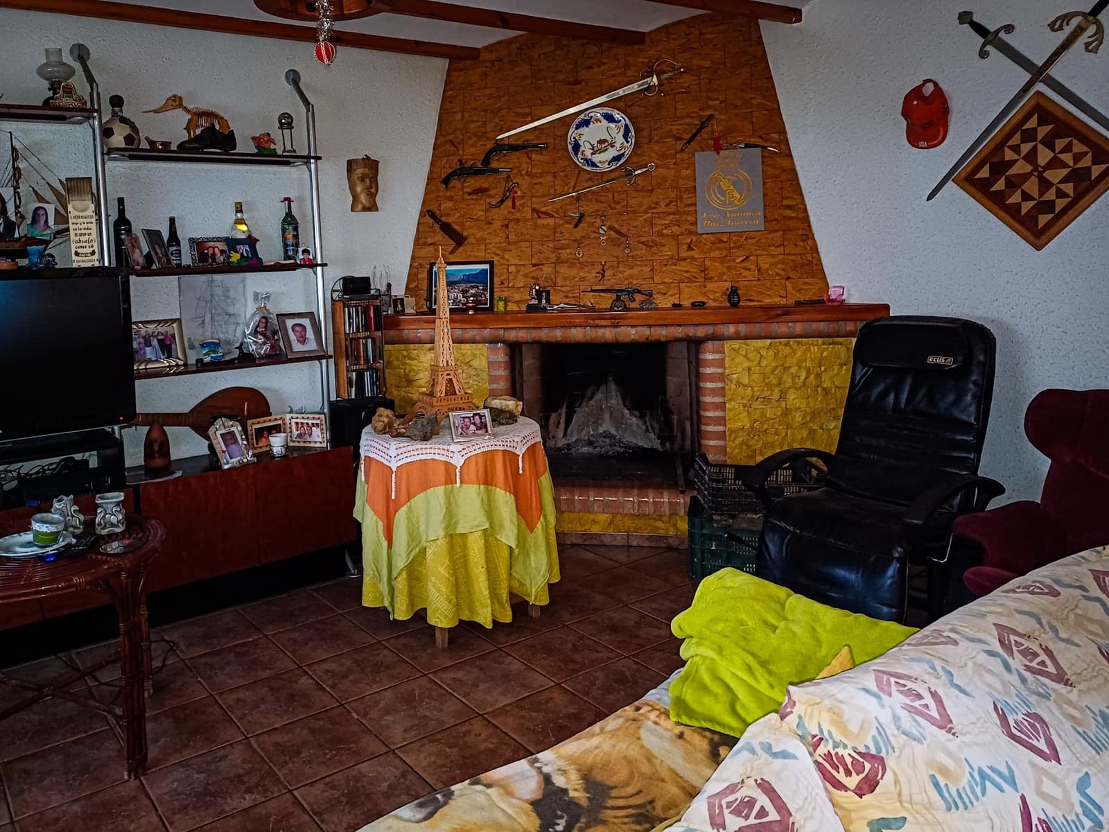 4 soveværelse Finca/Landehus til salg i Fortuna med swimmingpool garage - € 199.999 (Ref: 9103714)