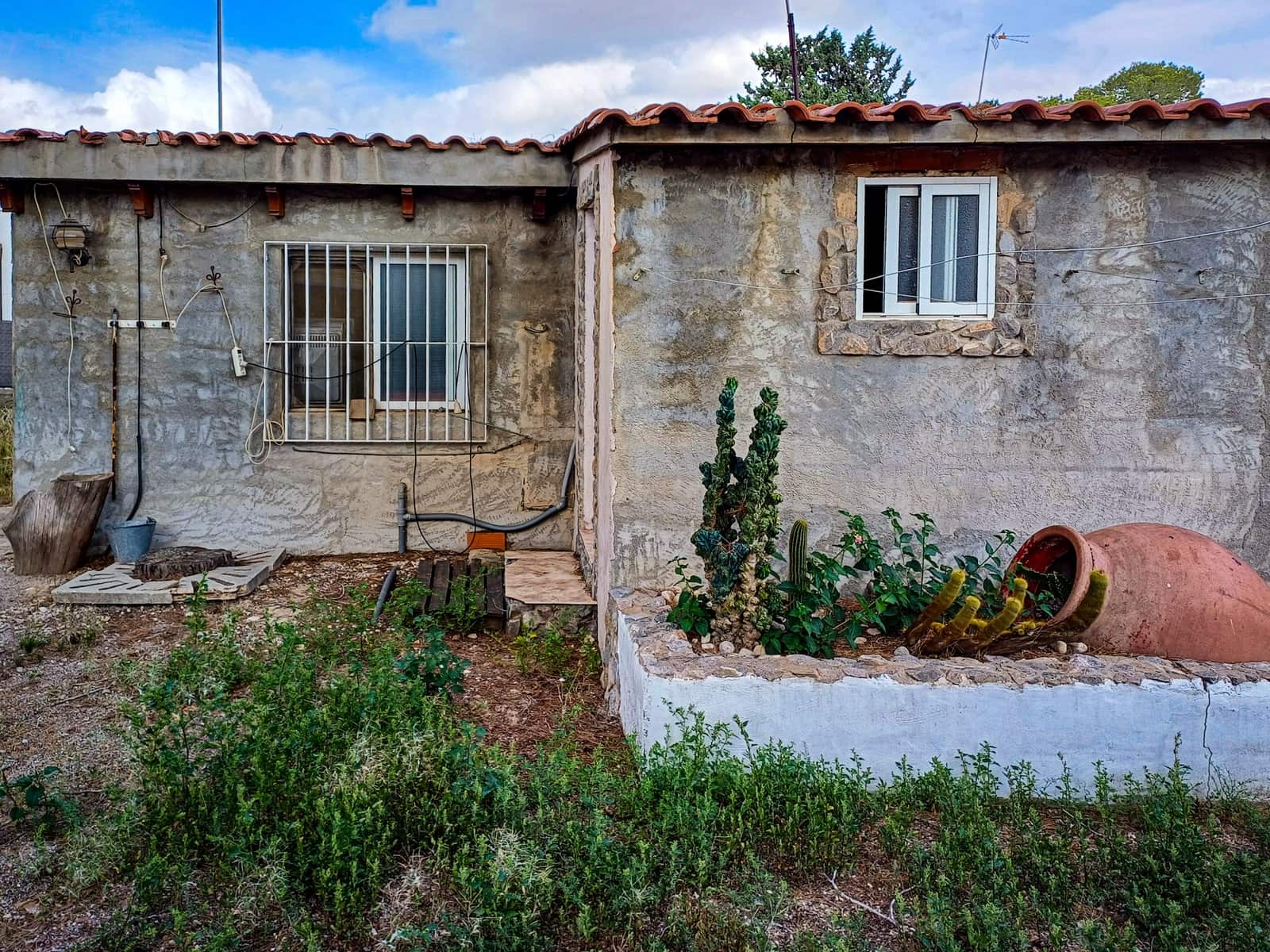 4 soveværelse Finca/Landehus til salg i Fortuna med swimmingpool garage - € 199.999 (Ref: 9103714)