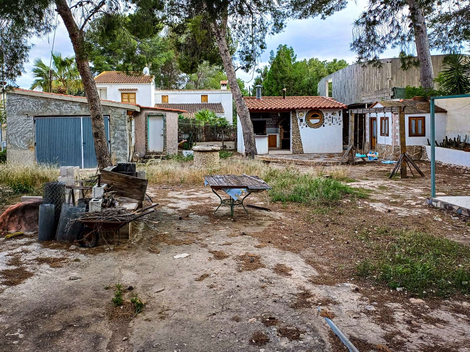 4 soveværelse Finca/Landehus til salg i Fortuna med swimmingpool garage - € 199.999 (Ref: 9103714)