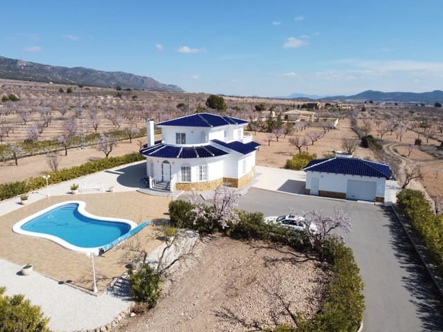 4 slaapkamer Villa te koop in Pinoso met zwembad garage - € 475.000 (Ref: 9131117)