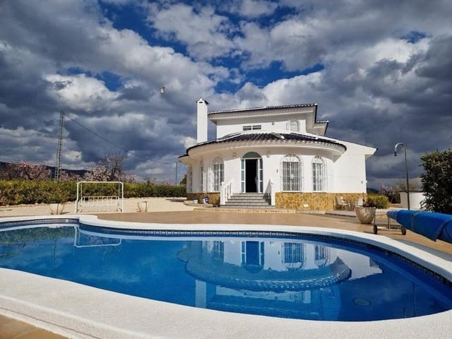 4 slaapkamer Villa te koop in Pinoso met zwembad garage - € 475.000 (Ref: 9131117)