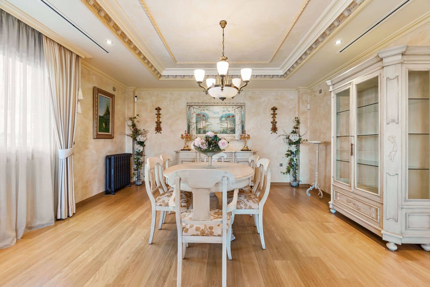 4 bedroom Villa for sale in Rafal with pool garage - € 697,998 (Ref: 9150612)