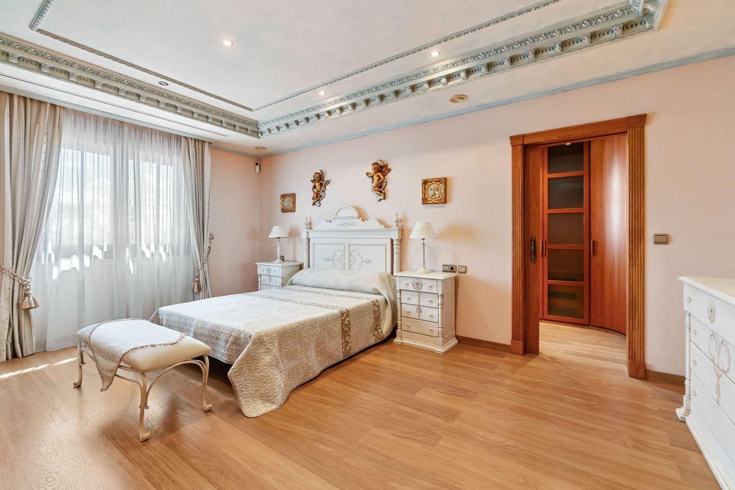 4 bedroom Villa for sale in Rafal with pool garage - € 697,998 (Ref: 9150612)