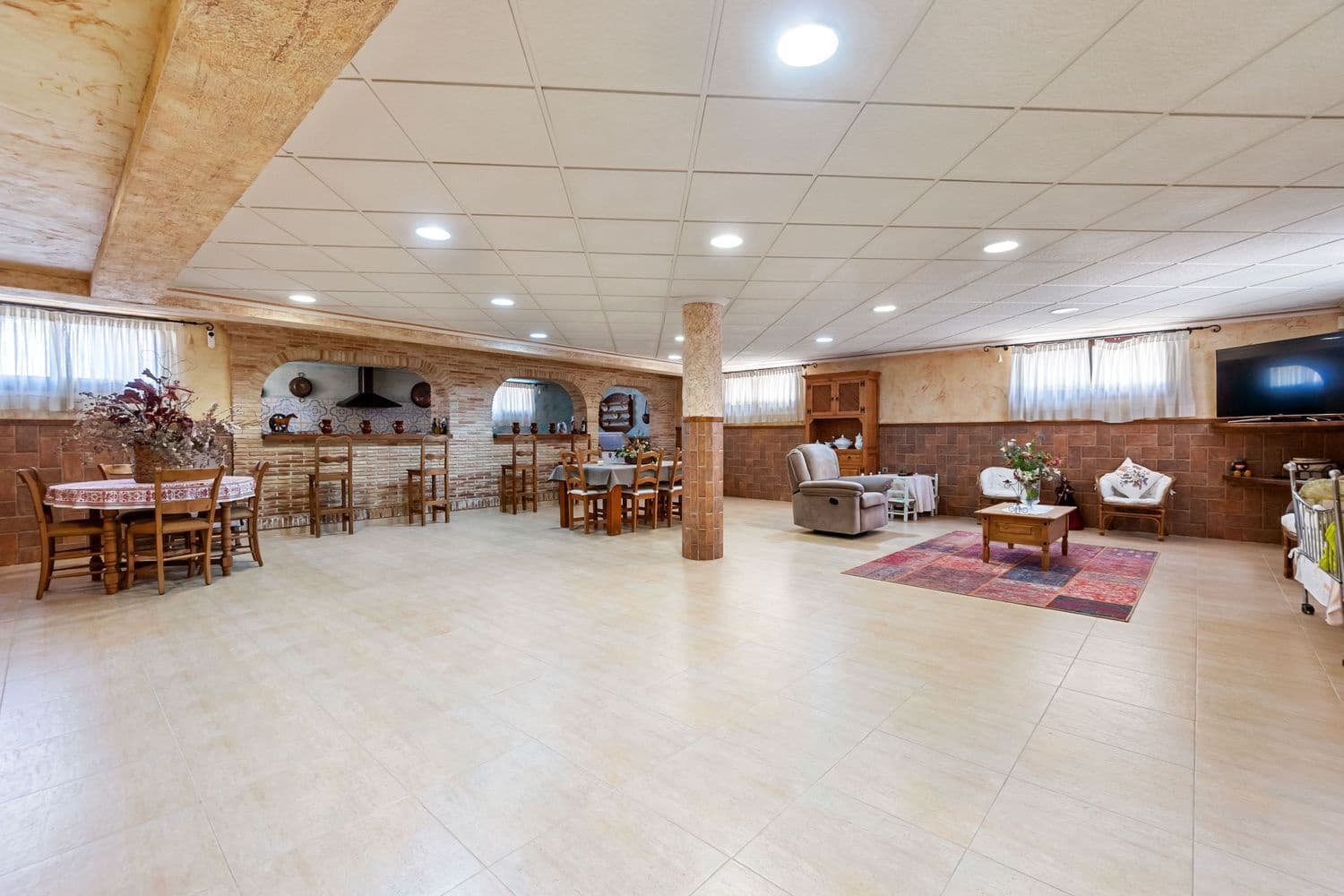 4 bedroom Villa for sale in Rafal with pool garage - € 697,998 (Ref: 9150612)