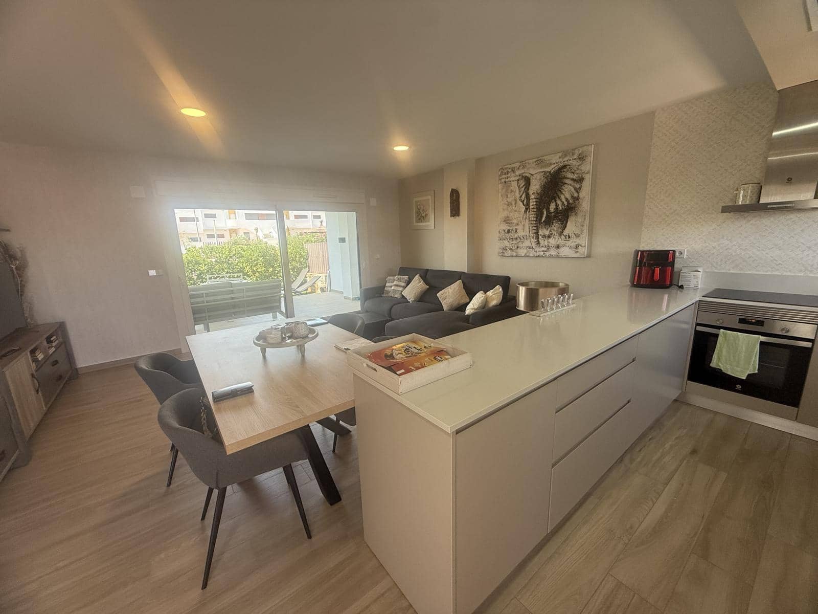 2 bedroom Apartment for sale in Vistabella with pool garage - € 274,950 (Ref: 9172301)