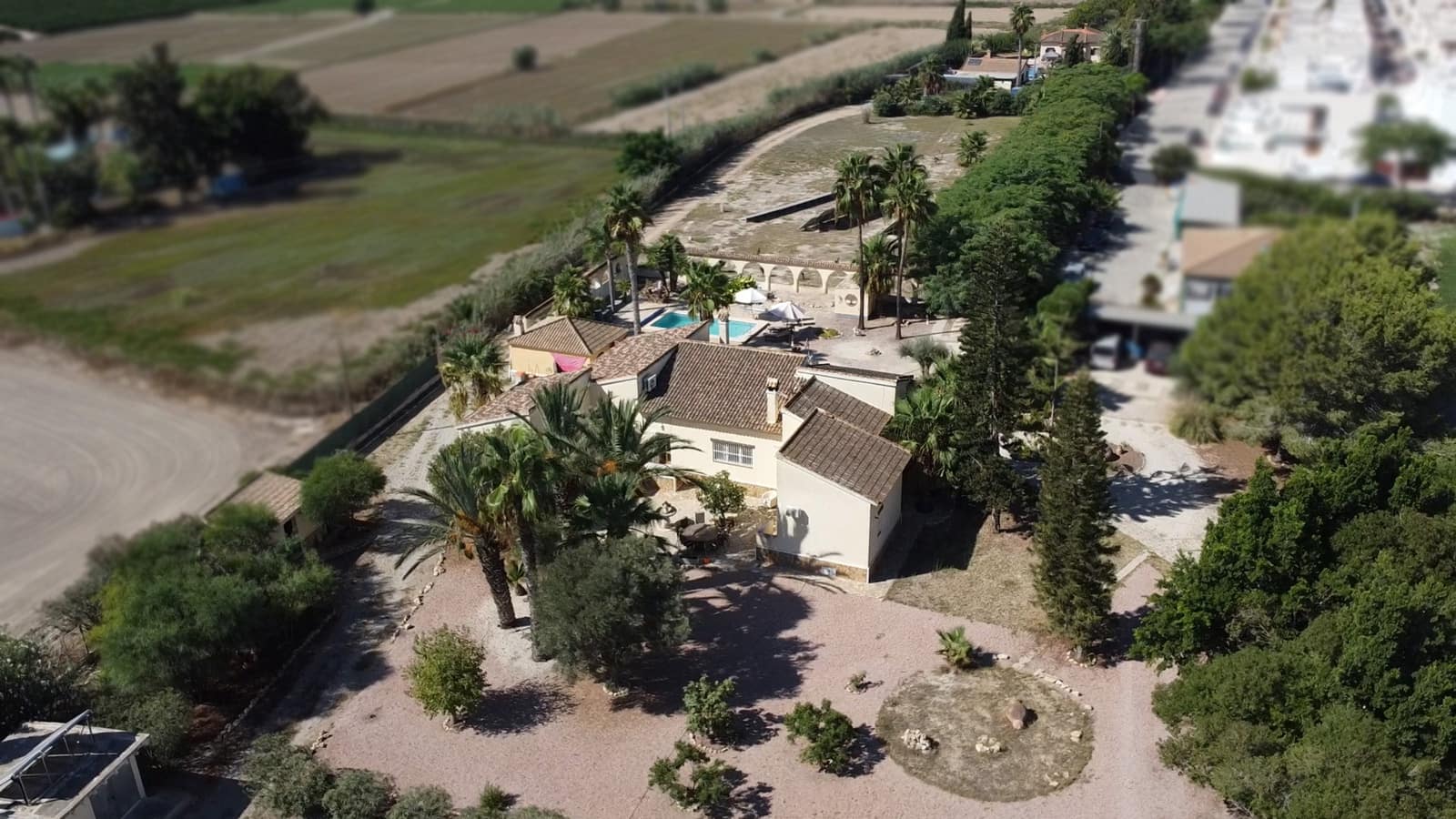 6 soveværelse Finca/Landehus til salg i Daya Vieja med swimmingpool garage - € 1.100.000 (Ref: 9201092)