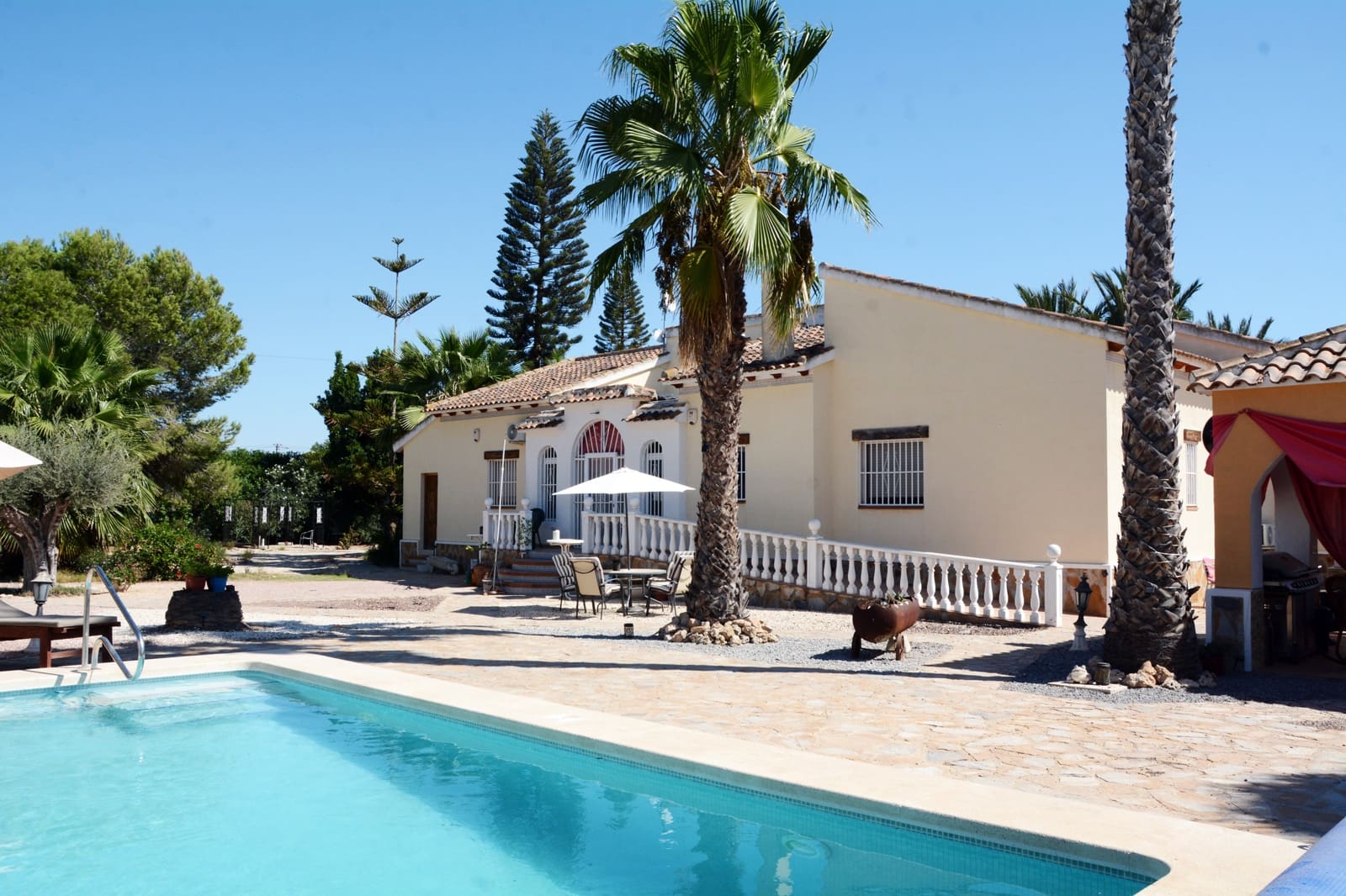 6 soveværelse Finca/Landehus til salg i Daya Vieja med swimmingpool garage - € 1.100.000 (Ref: 9201092)