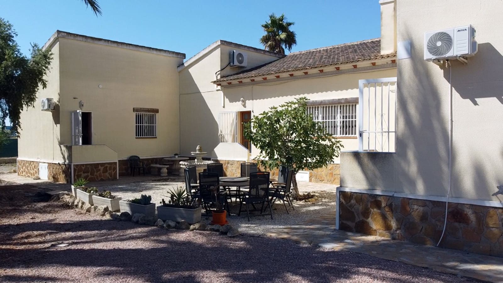 6 soveværelse Finca/Landehus til salg i Daya Vieja med swimmingpool garage - € 1.100.000 (Ref: 9201092)