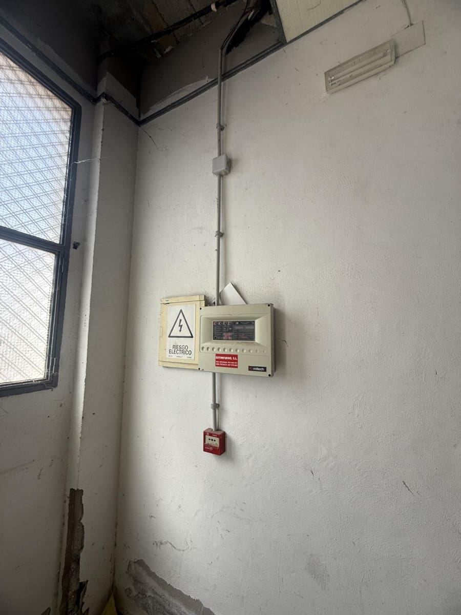 2 soveværelse Byhus til salg i La Romana med garage - € 90.000 (Ref: 9237777)