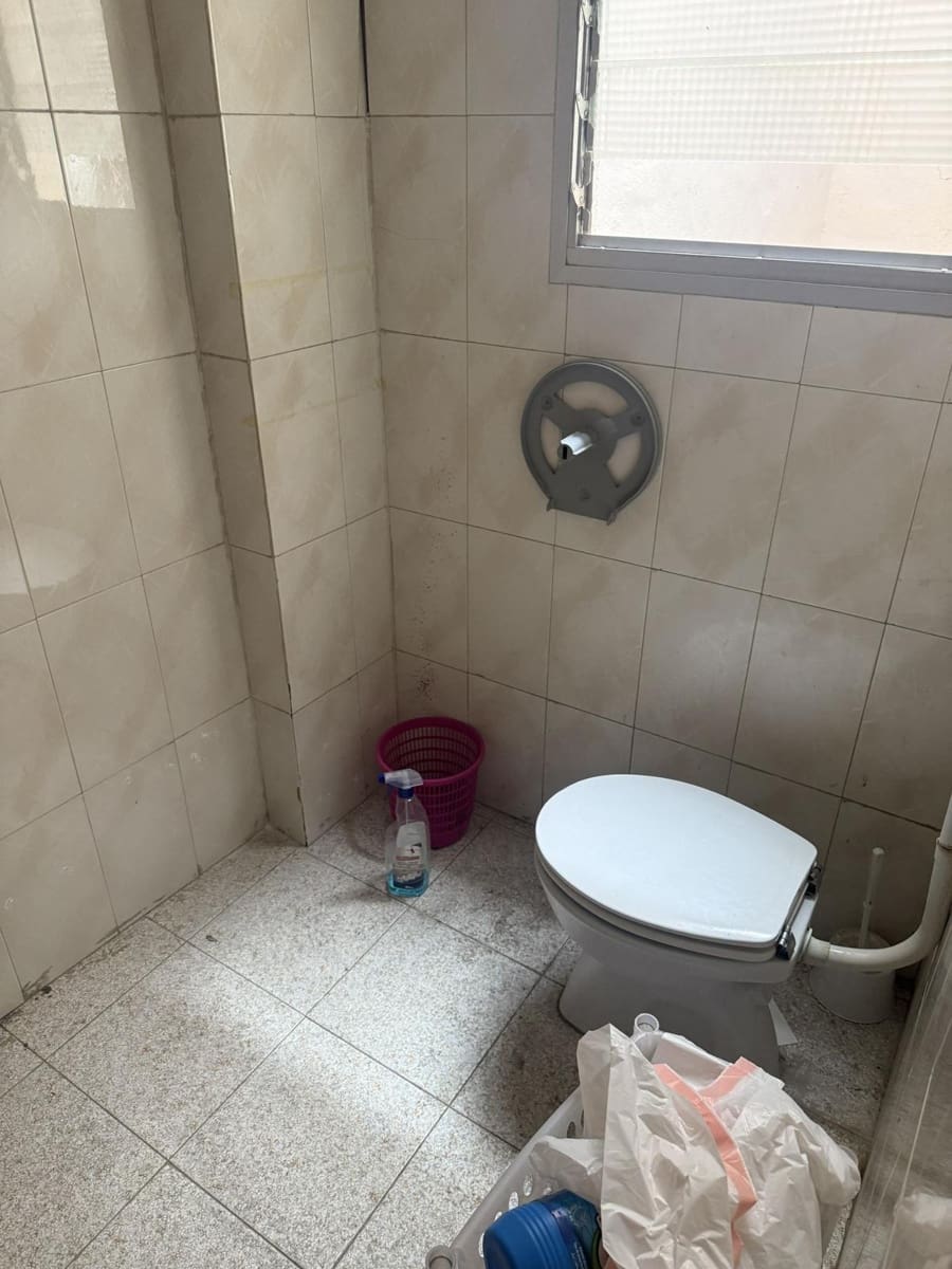 2 soveværelse Byhus til salg i La Romana med garage - € 90.000 (Ref: 9237777)