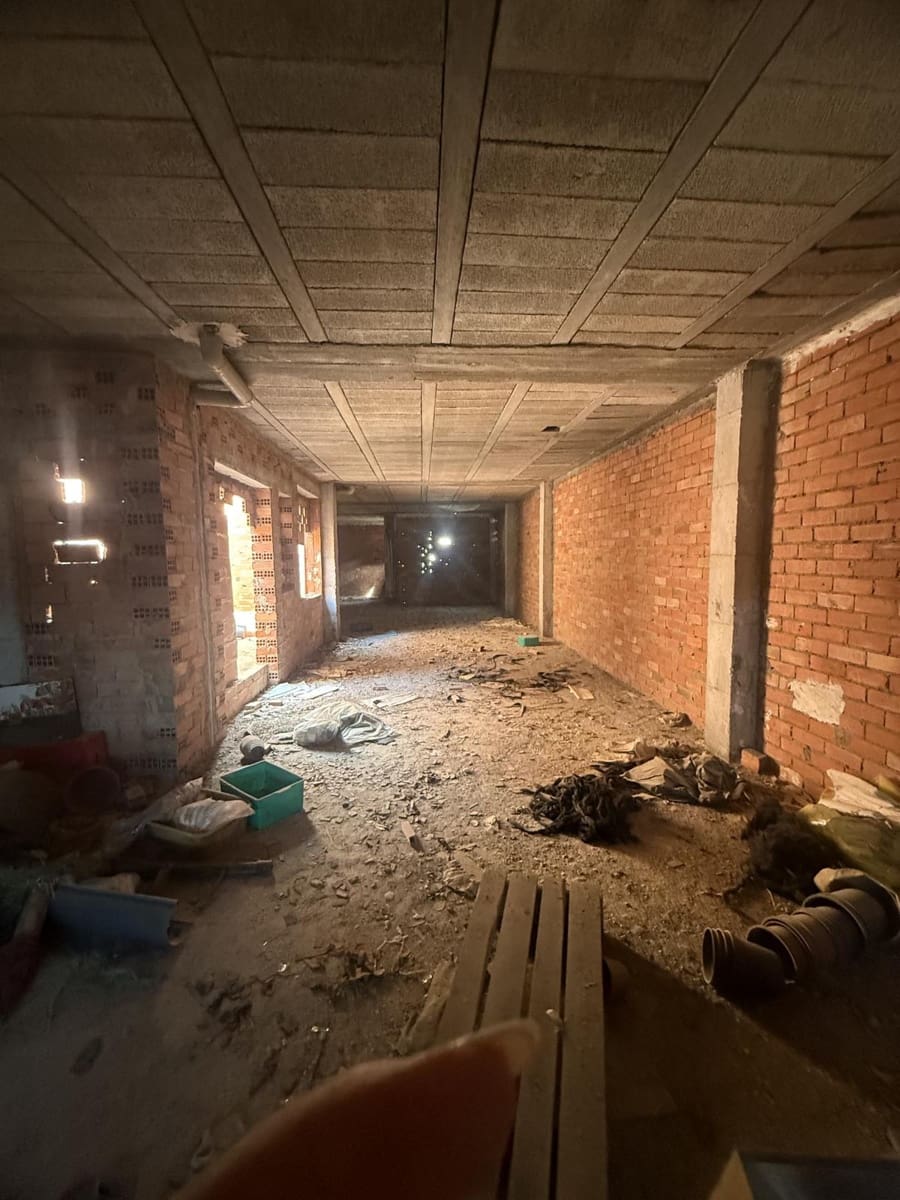 2 soveværelse Byhus til salg i La Romana med garage - € 90.000 (Ref: 9237777)