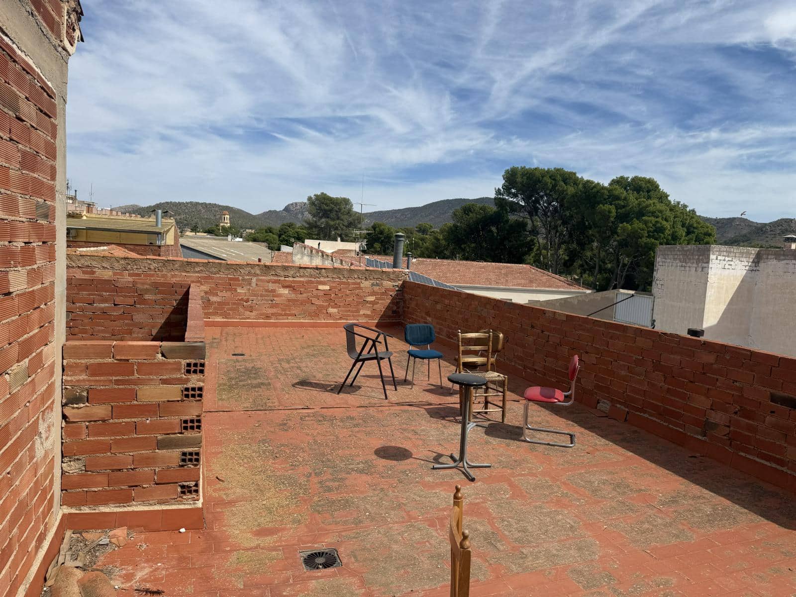 2 soveværelse Byhus til salg i La Romana med garage - € 90.000 (Ref: 9237777)