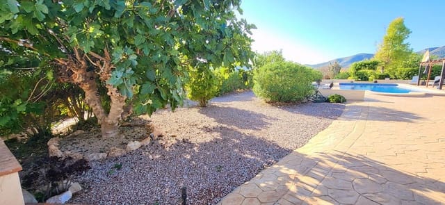 3 bedroom Finca/Country House for sale in La Romana with pool garage - € 329,999 (Ref: 9265089)