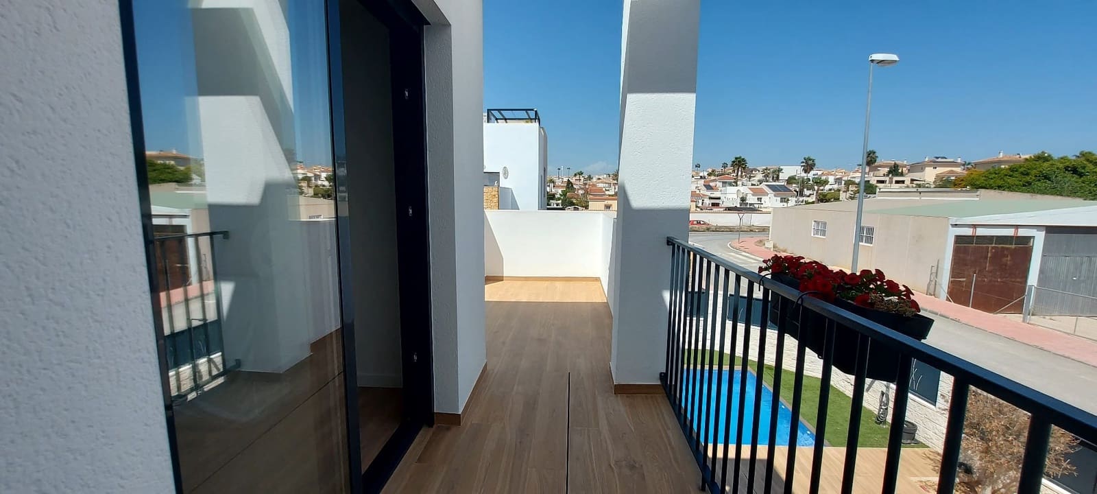 4 bedroom Villa for sale in Ciudad Quesada with pool - € 549,000 (Ref: 9343526)