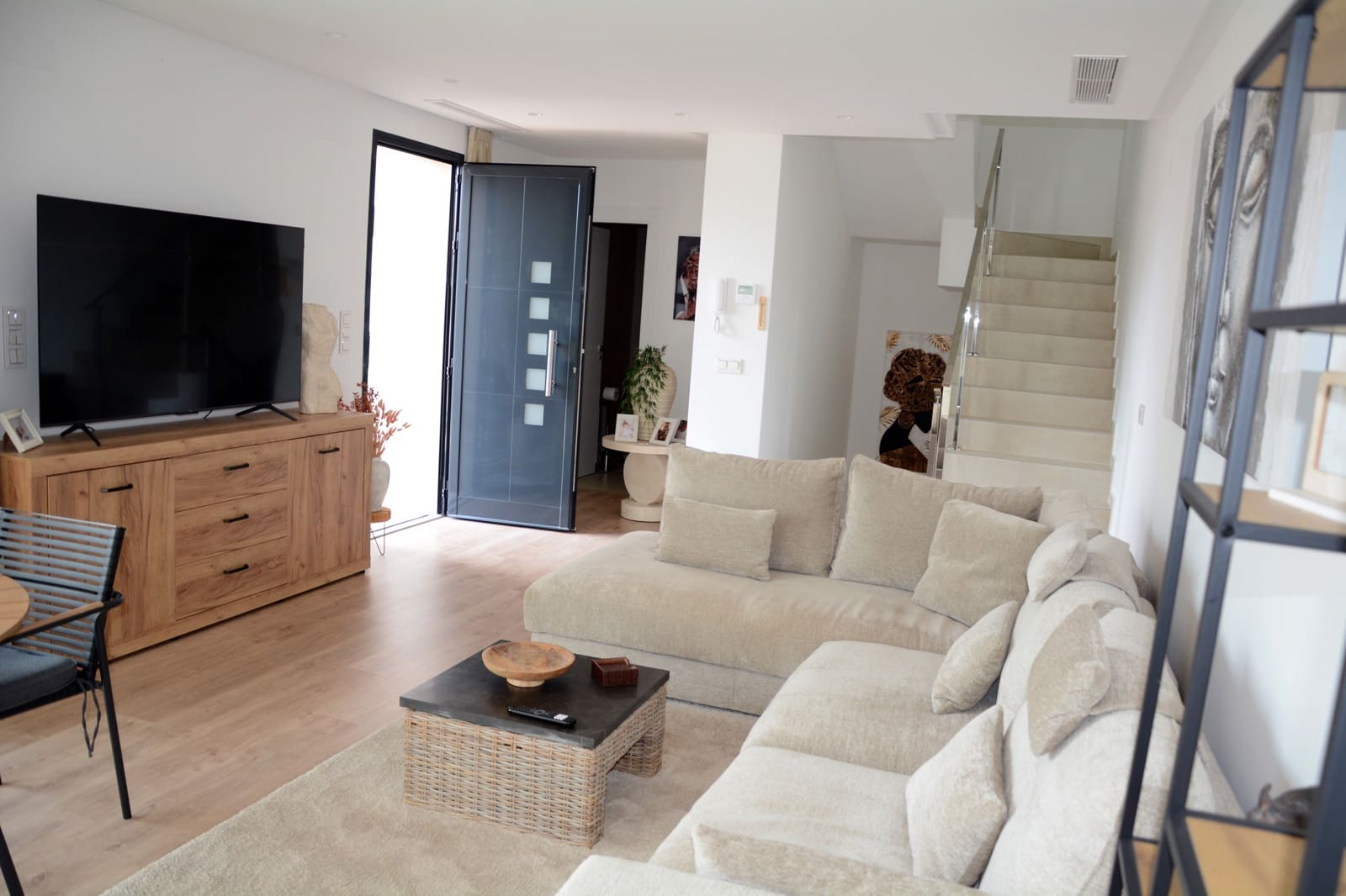 4 bedroom Villa for sale in Ciudad Quesada with pool - € 549,000 (Ref: 9343526)