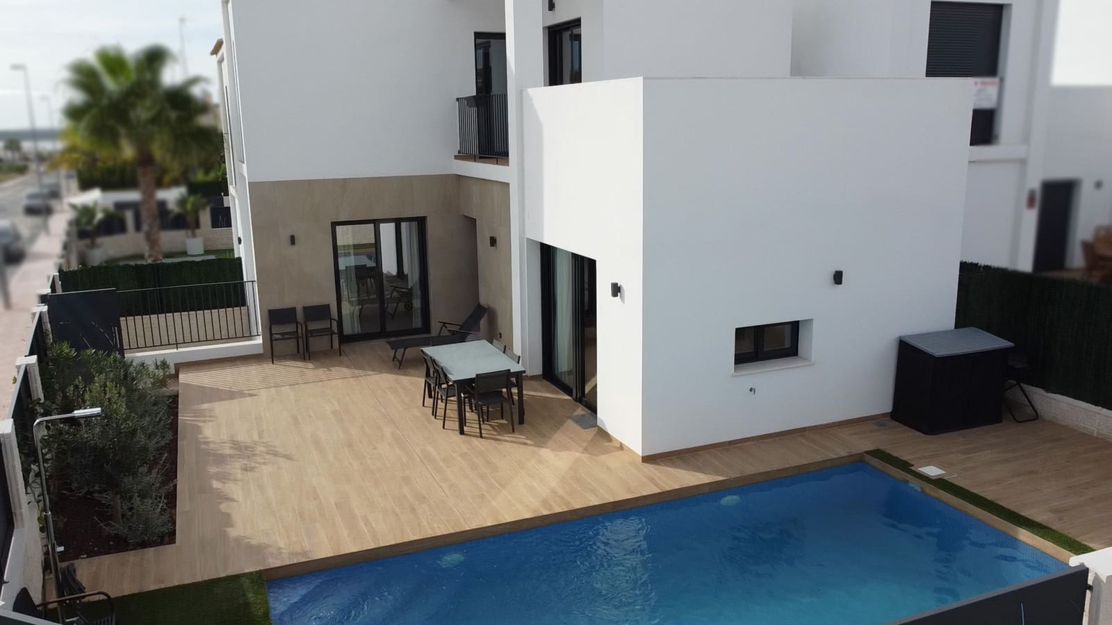 4 bedroom Villa for sale in Ciudad Quesada with pool - € 549,000 (Ref: 9343526)