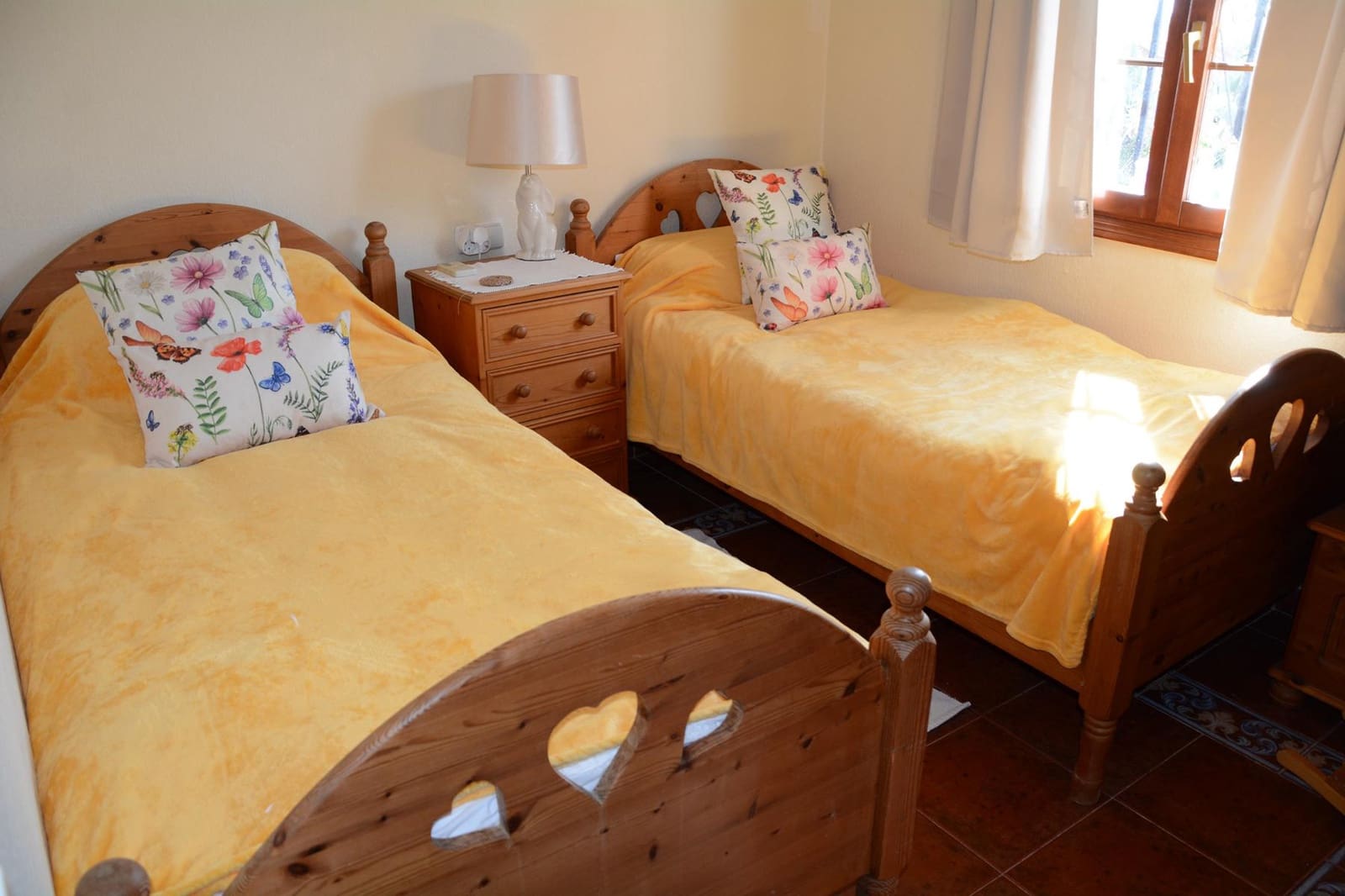 4 sypialnia Finka/Dom wiejski na sprzedaż w Daya Vieja z basenem garażem - 595 000 € (Ref: 9356905)