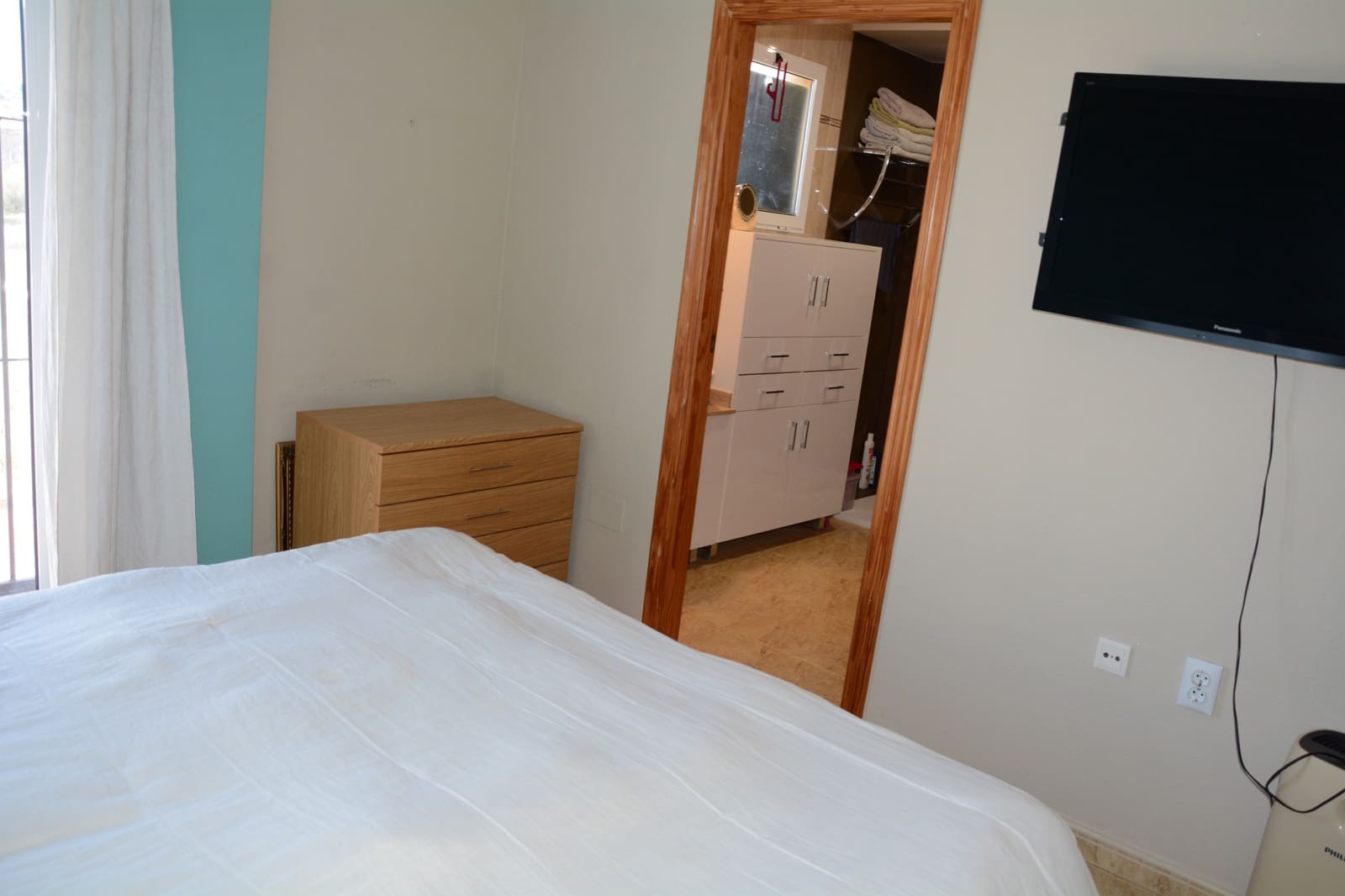 3 makuuhuone Huvila myytävänä paikassa Abanilla mukana uima-altaan 
autotalli - 349 000 € (Ref: 9498013)