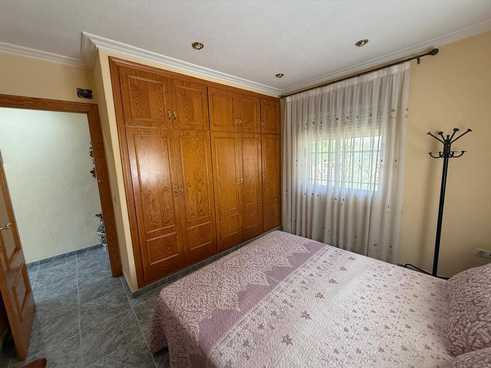 4 Zimmer Villa zu verkaufen in La Romana mit Pool Garage - 320.000 € (Ref: 9743020)