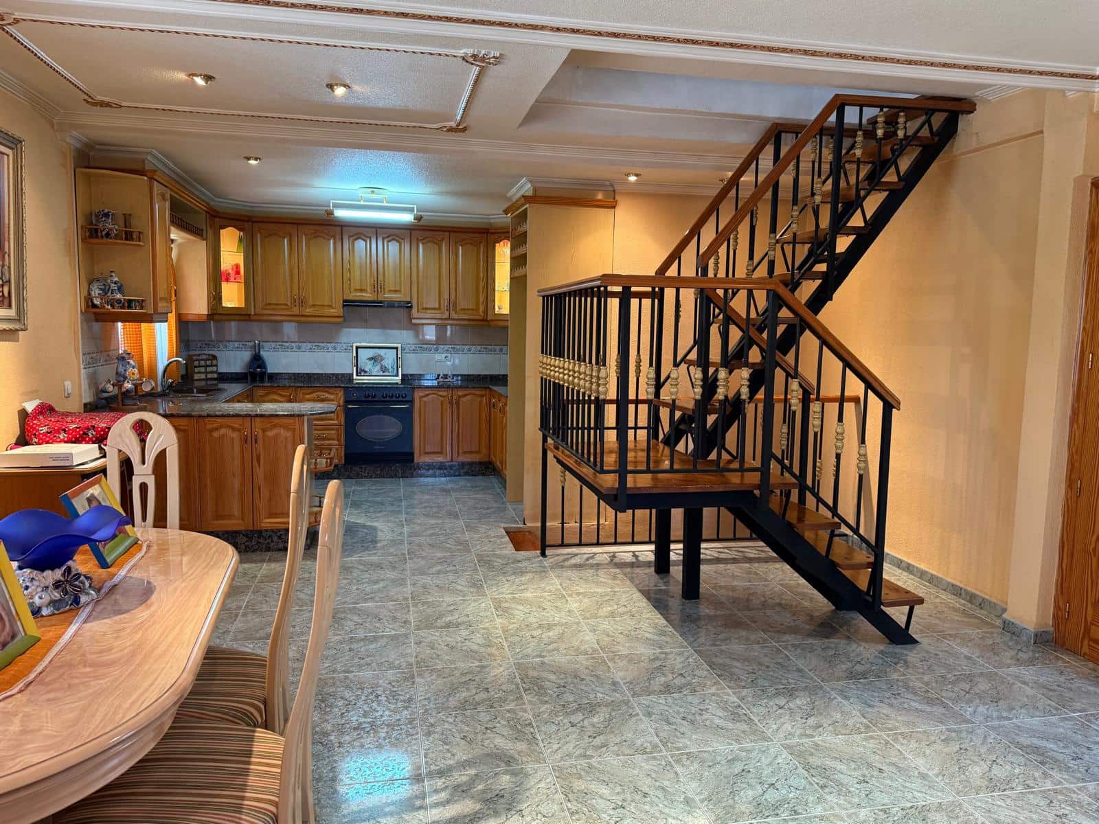 4 Zimmer Villa zu verkaufen in La Romana mit Pool Garage - 320.000 € (Ref: 9743020)