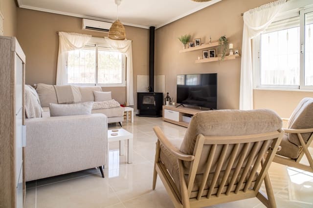 3 camera da letto Villa in vendita in Pinoso con piscina garage - 349.995 € (Rif: 9769918)