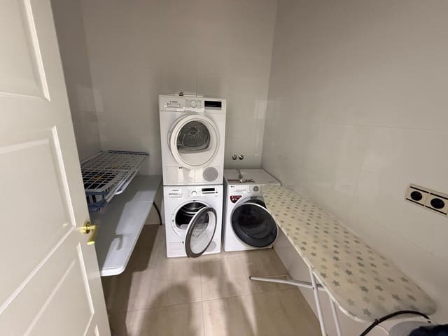 4 soveværelse Villa til salg i Pinoso - € 595.000 (Ref: 9798103)