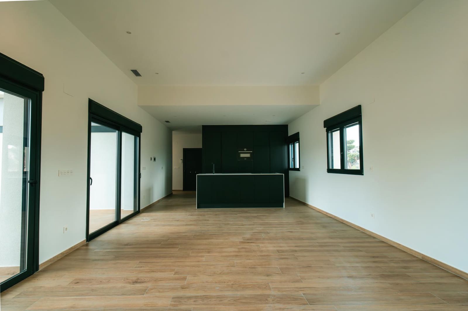 3 soveværelse Villa til salg i Pinoso med swimmingpool - € 465.000 (Ref: 9821553)