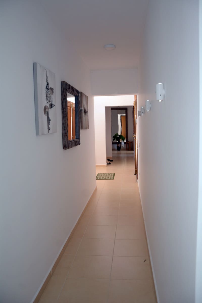 5 bedroom Villa for sale in Petrel / Petrer with pool garage - € 649,500 (Ref: 9841797)