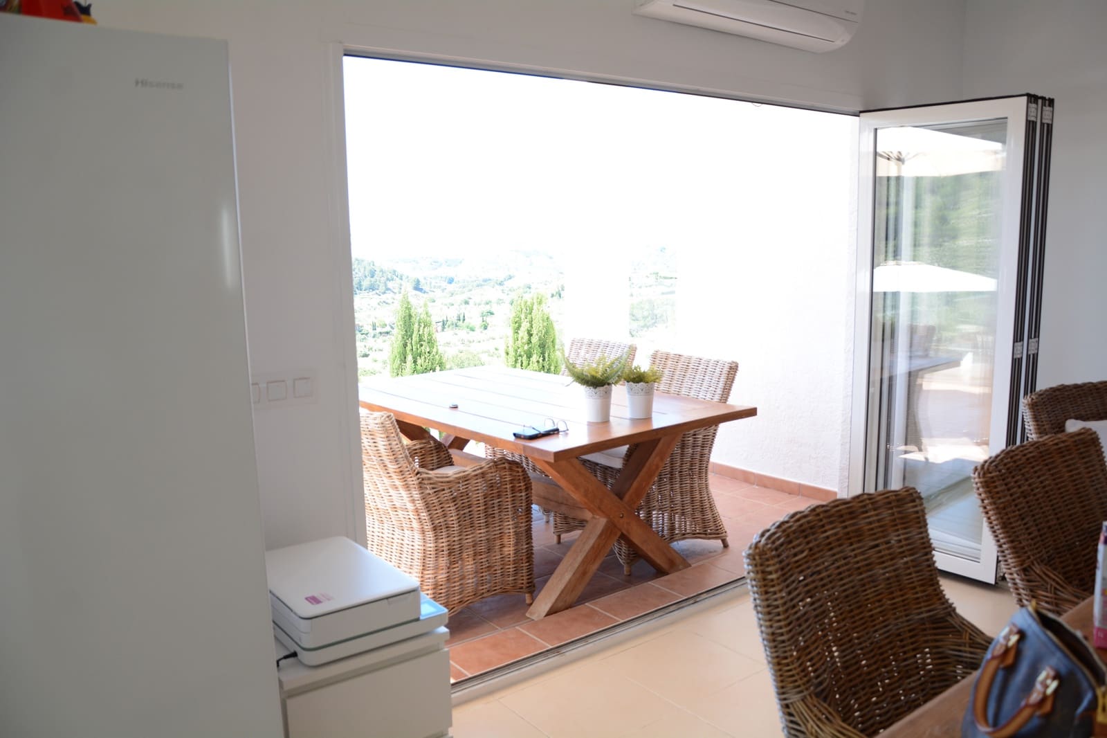 5 bedroom Villa for sale in Petrel / Petrer with pool garage - € 649,500 (Ref: 9841797)