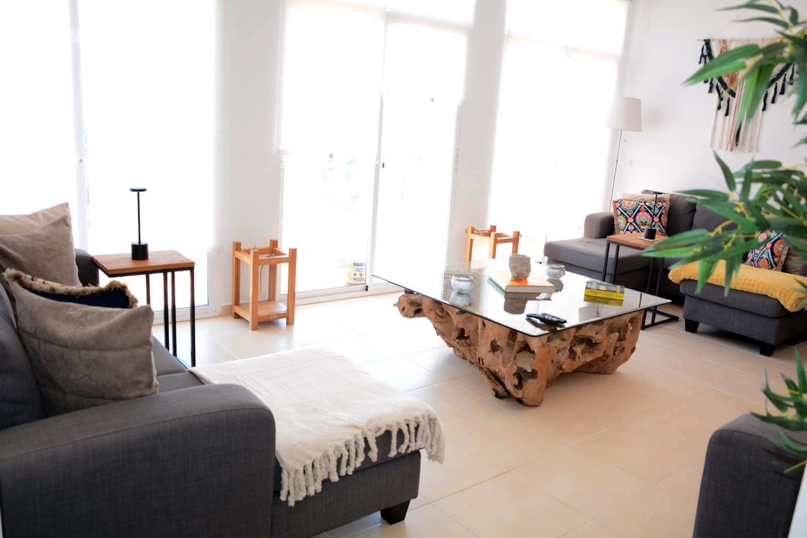 5 bedroom Villa for sale in Petrel / Petrer with pool garage - € 649,500 (Ref: 9841797)