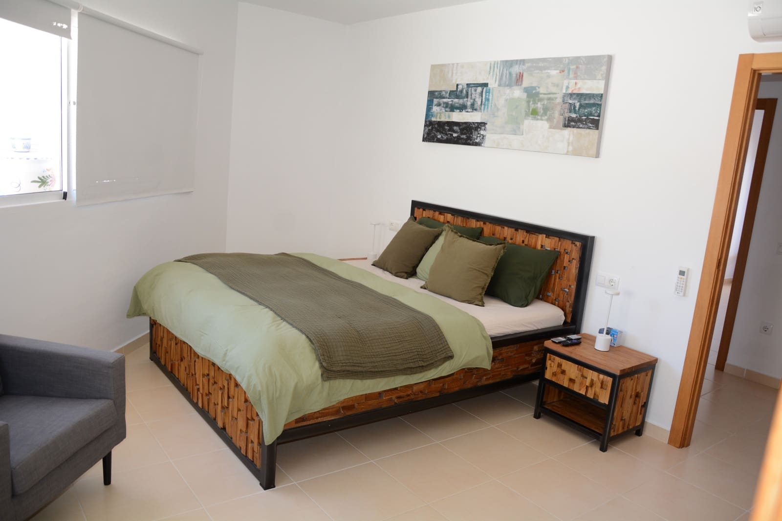 5 bedroom Villa for sale in Petrel / Petrer with pool garage - € 649,500 (Ref: 9841797)
