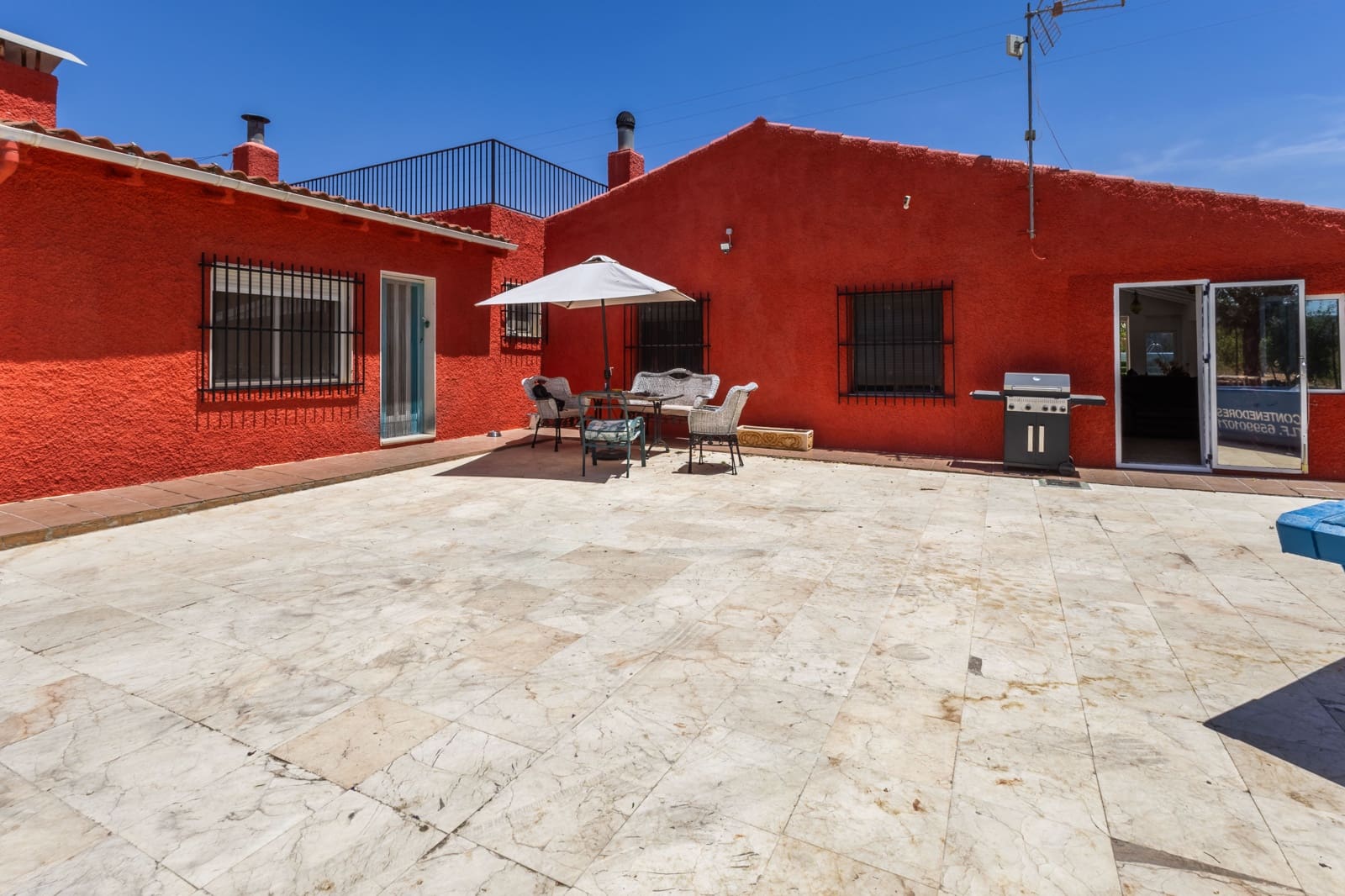 5 chambre Villa/Maison à vendre à Pinoso avec piscine garage - 274 999 € (Ref: 9950522)
