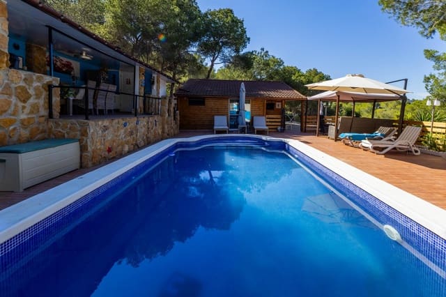 3 soveværelse Træhus til salg i San Miguel de Salinas med swimmingpool garage - € 329.999 (Ref: 9953202)