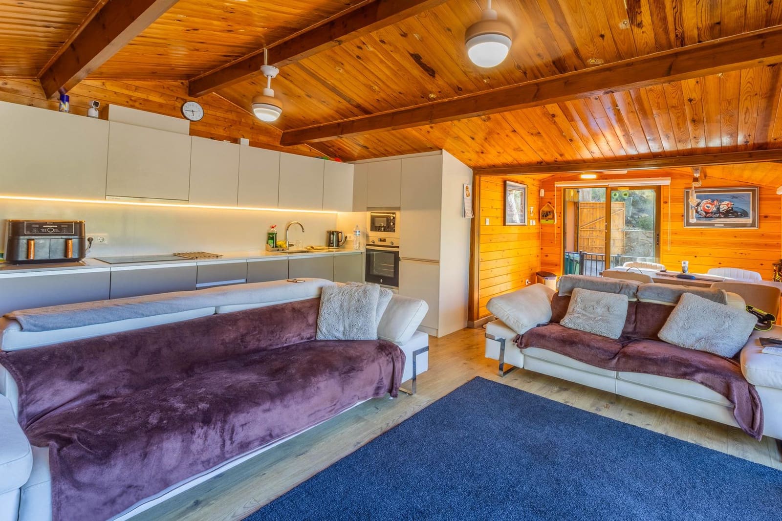 3 soveværelse Træhus til salg i San Miguel de Salinas med swimmingpool garage - € 329.999 (Ref: 9953202)