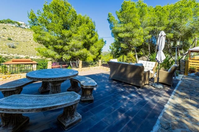 3 soveværelse Træhus til salg i San Miguel de Salinas med swimmingpool garage - € 329.999 (Ref: 9953202)