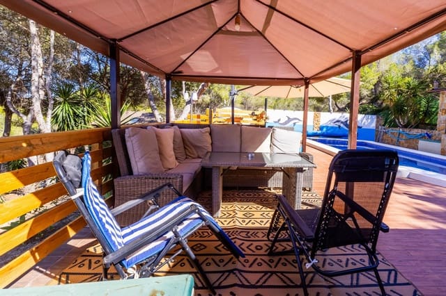 3 soveværelse Træhus til salg i San Miguel de Salinas med swimmingpool garage - € 329.999 (Ref: 9953202)
