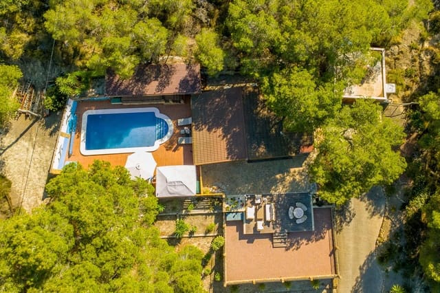 3 soveværelse Træhus til salg i San Miguel de Salinas med swimmingpool garage - € 329.999 (Ref: 9953202)