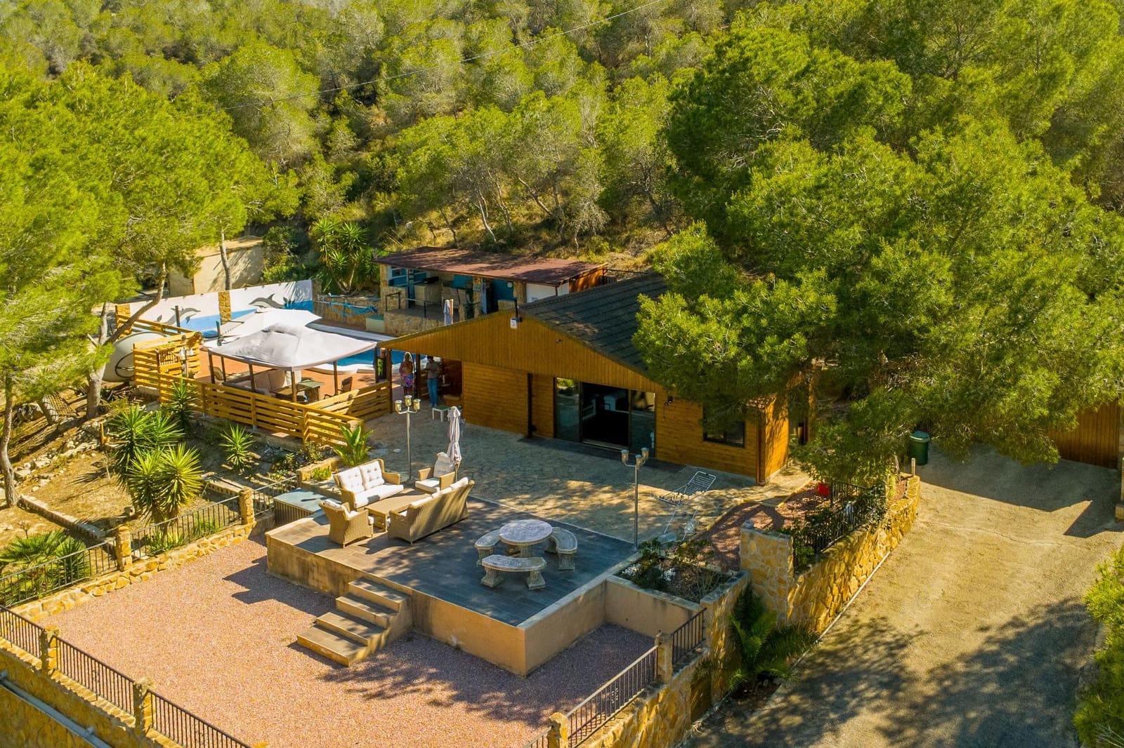3 soveværelse Træhus til salg i San Miguel de Salinas med swimmingpool garage - € 329.999 (Ref: 9953202)