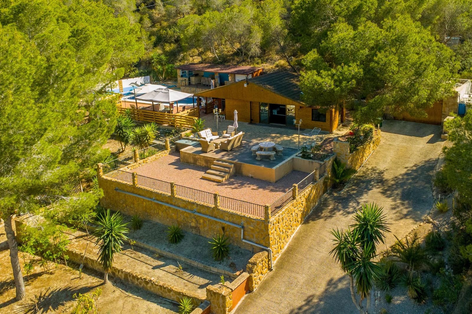 3 soveværelse Træhus til salg i San Miguel de Salinas med swimmingpool garage - € 329.999 (Ref: 9953202)
