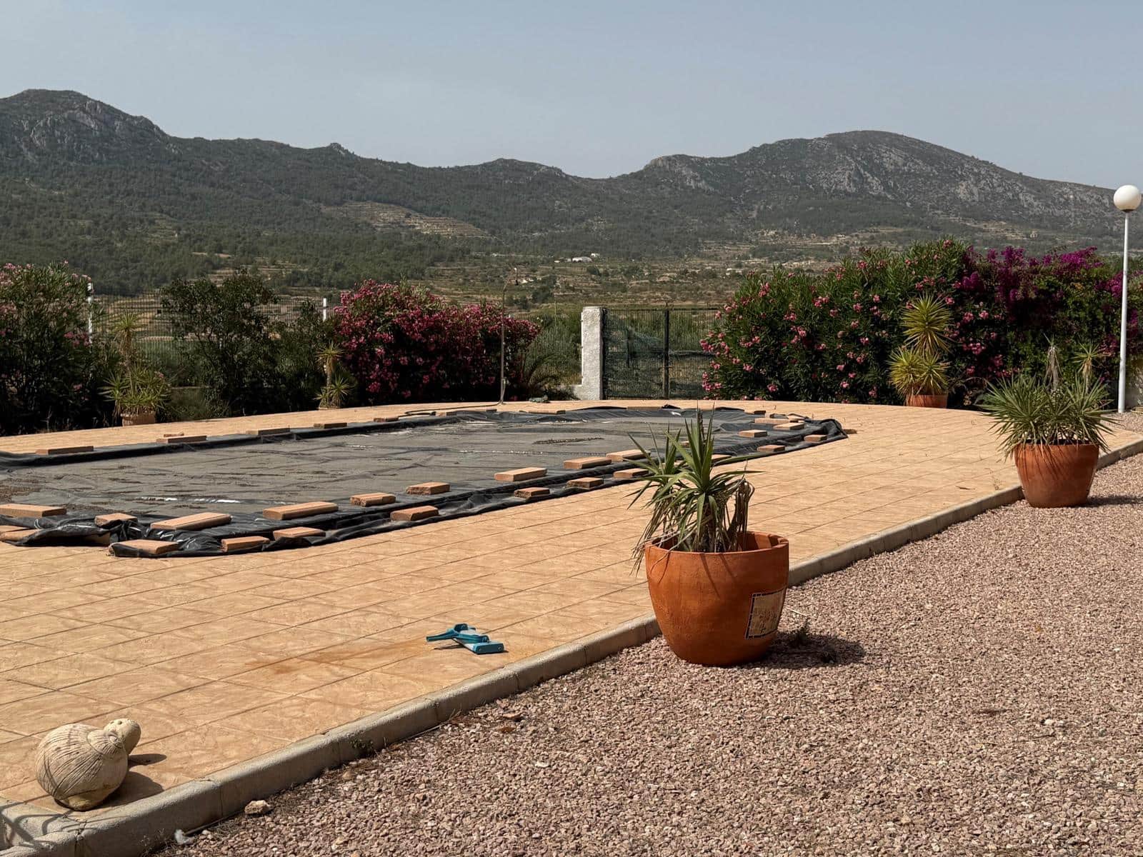 4 bedroom Finca/Country House for sale in La Romana with pool garage - € 274,950 (Ref: 9968407)