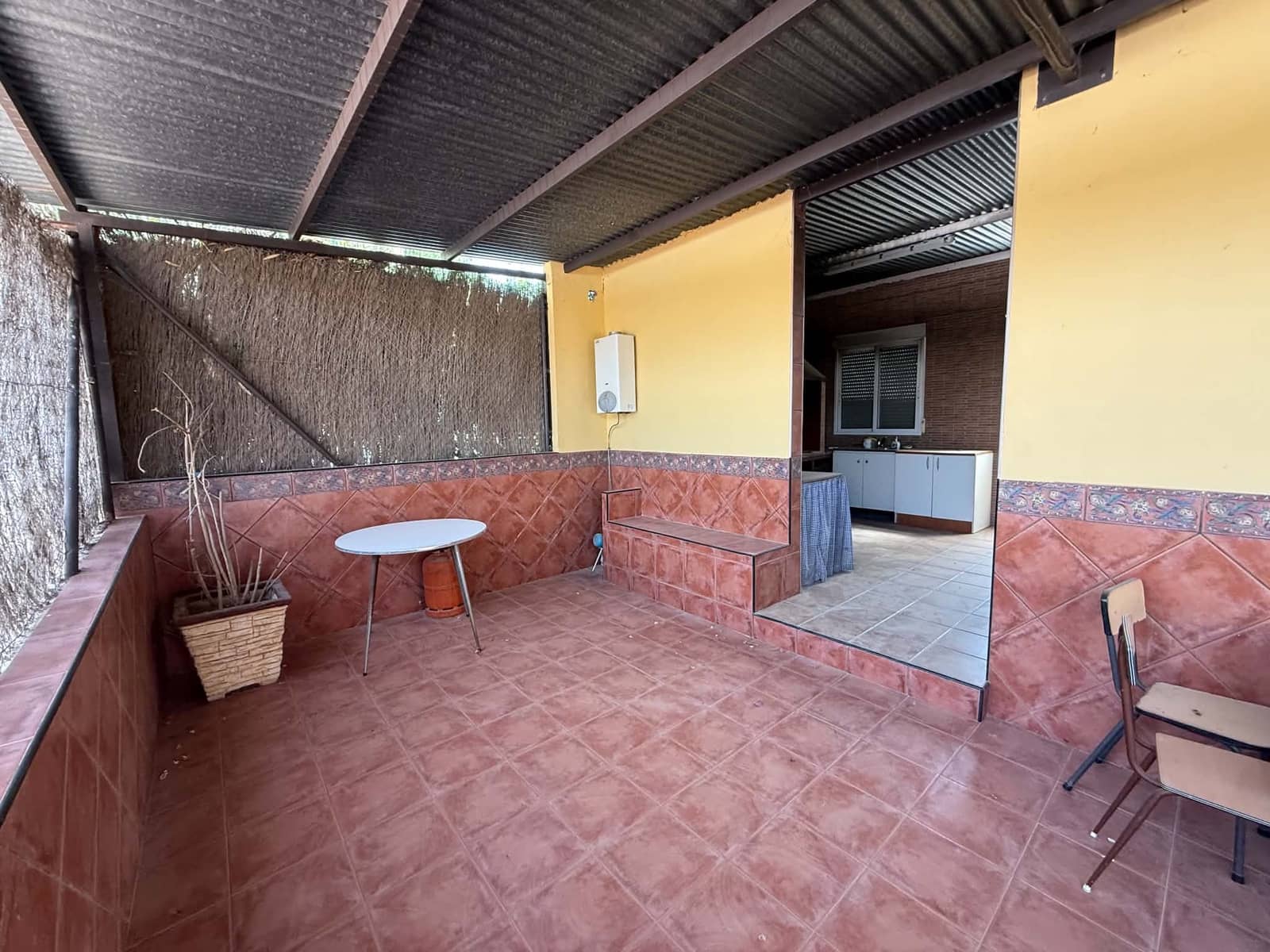 4 bedroom Finca/Country House for sale in La Romana with pool garage - € 274,950 (Ref: 9968407)