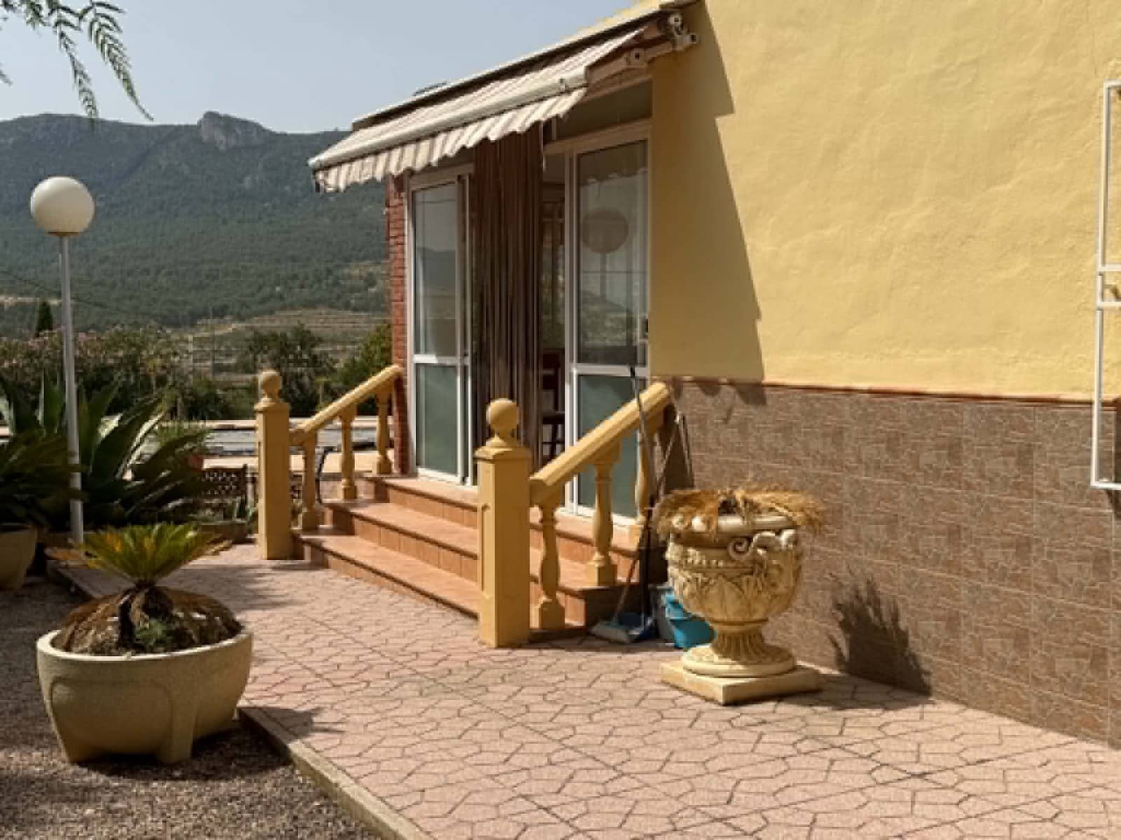 4 bedroom Finca/Country House for sale in La Romana with pool garage - € 274,950 (Ref: 9968407)